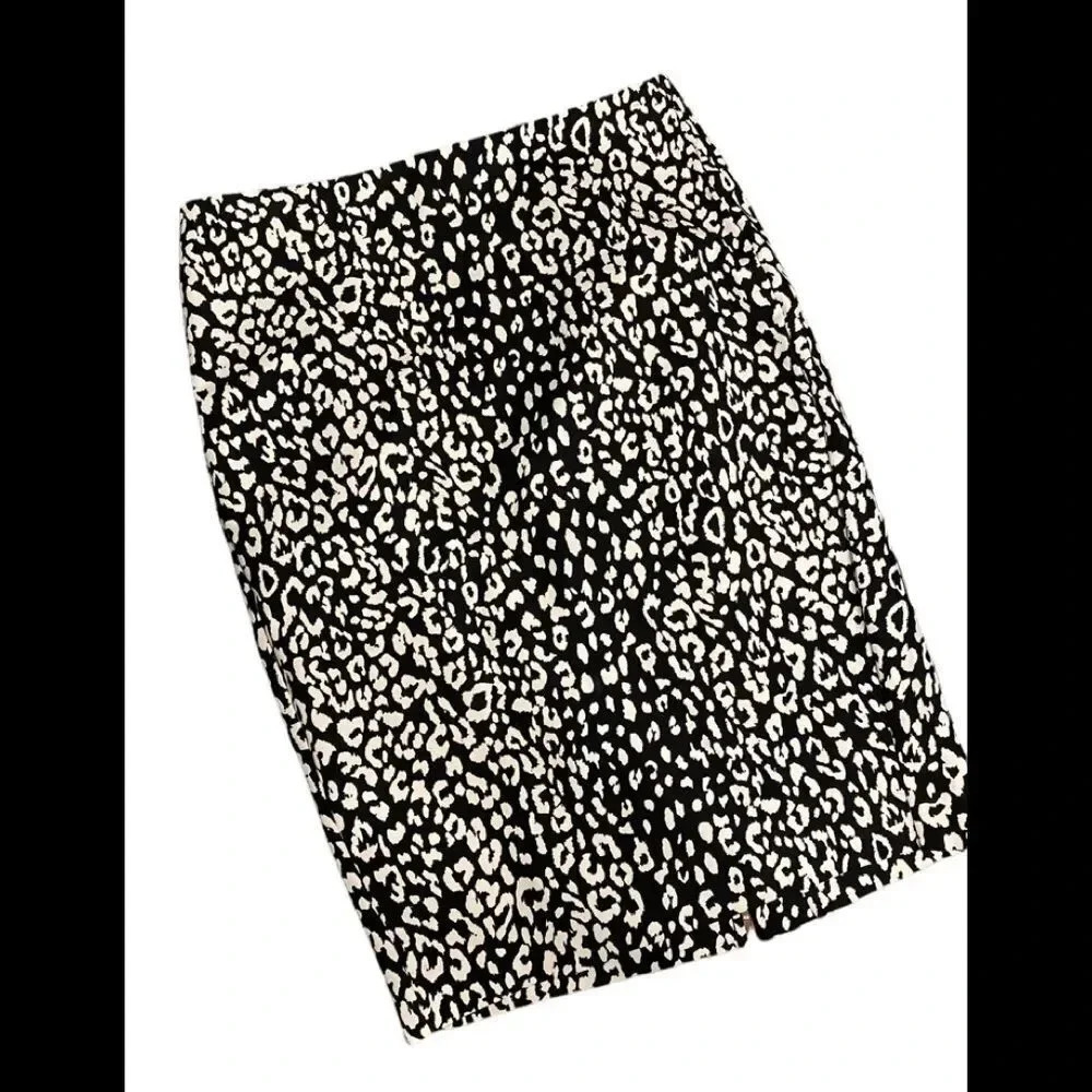 Banana Republic Cheetah Print Skirt Pencil Skirt